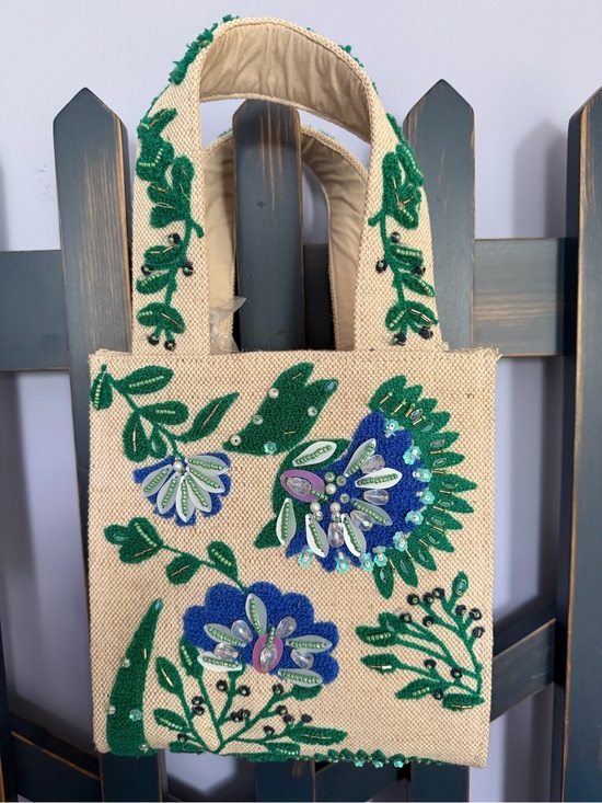 T.J.Maxx Handbags - Beaded Bag Floral Embroidered Tote - Green and Blue NWT